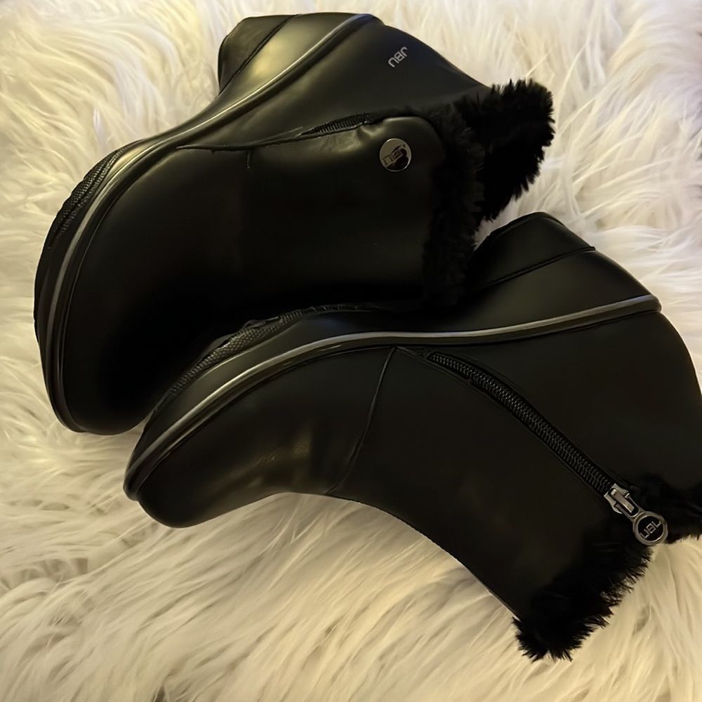 JBU Boots‼️ - Picture 3 of 7